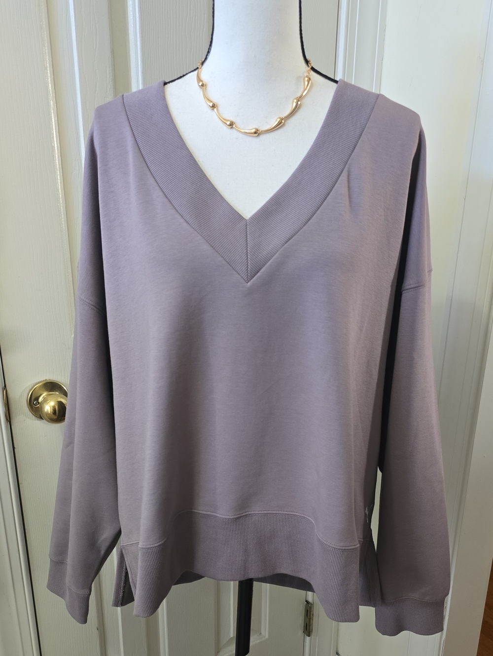 PUMA SIGNATURE BRAND WOMEN'S LIGHT PURPLE PULLOVER ATHLETIC SWEATSHIRT SIZE XXL